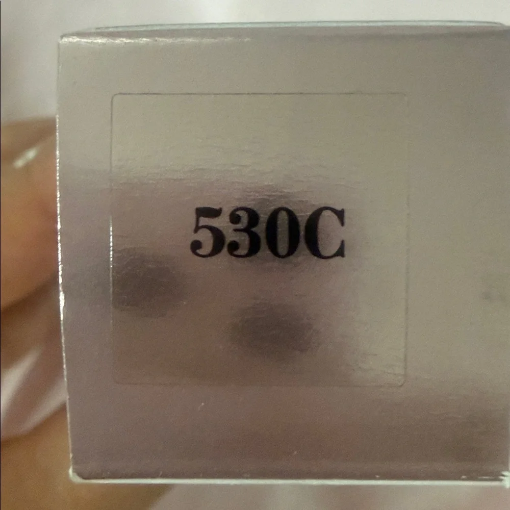 Elizabeth Arden Flawless Finish Skincare Foundation in Cream